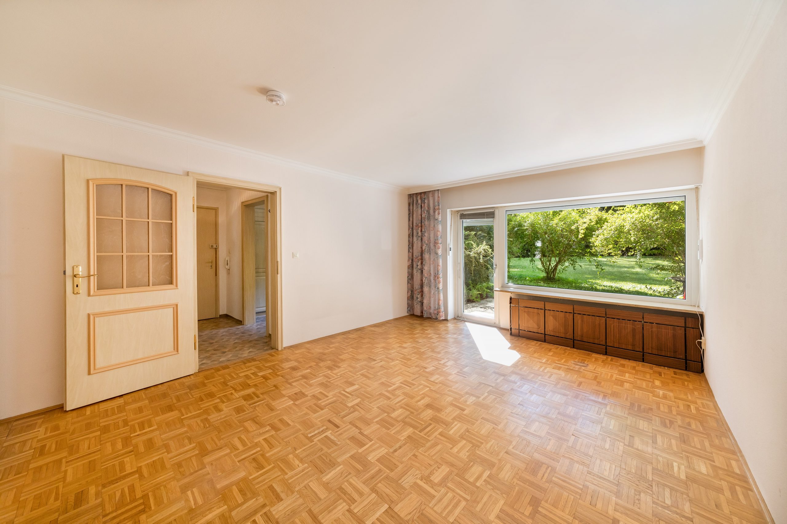Wandl.Immobilien Matthias Wandl Immobilienmakler München Zum Verkauf: Erdgeschosswohnung mit Garten in München-Fürstenried