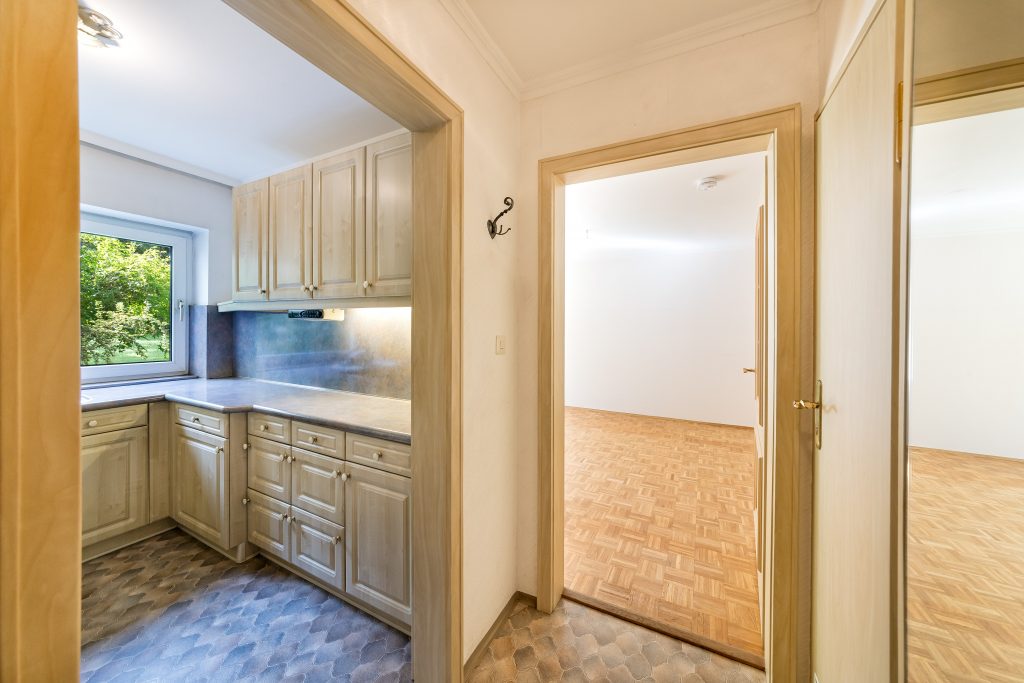 Wandl.Immobilien Matthias Wandl Immobilienmakler München Zum Verkauf: Erdgeschosswohnung mit Garten in München-Fürstenried
