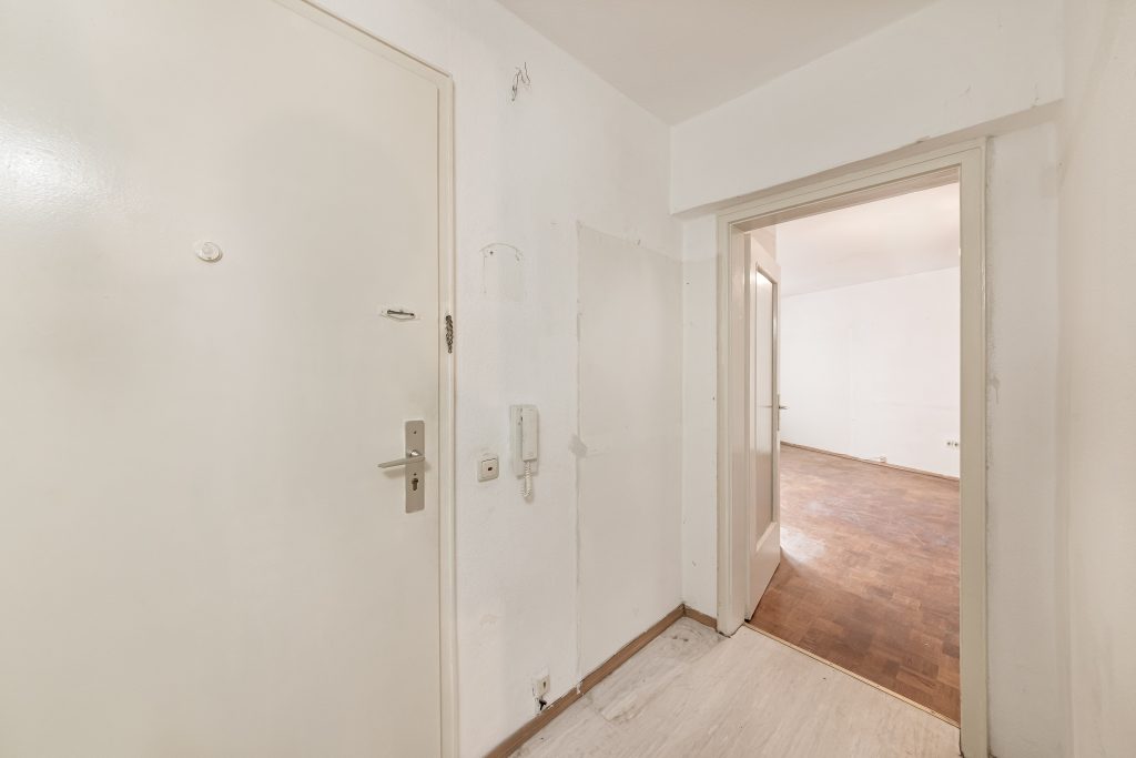 Wandl.Immobilien Matthias Wandl Immobilienmakler München zum Verkauf Renovierungsbedürftiges Apartment nahe Partnachplatz in München