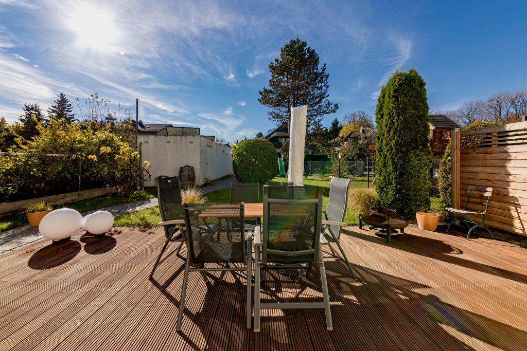 Wandl.Immobilien Matthias Wandl Immobilienmakler München zum Verkauf Doppelhaushälfte mit Garage & Garten in Lochhausen München