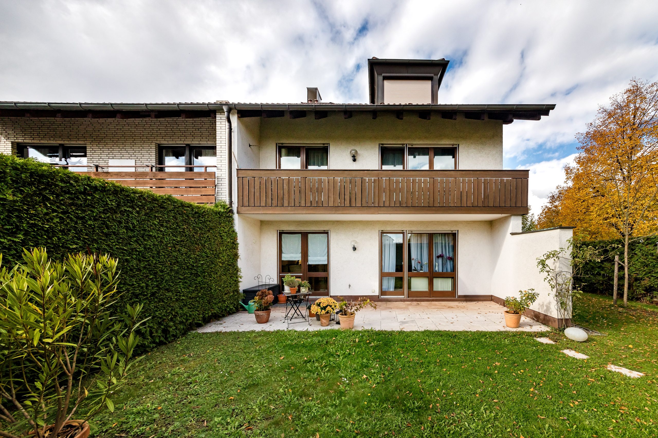 Wandl.Immobilien Matthias Wandl Immobilienmakler München zum Verkauf Erdgeschoss-Wohnung mit Apartment in München