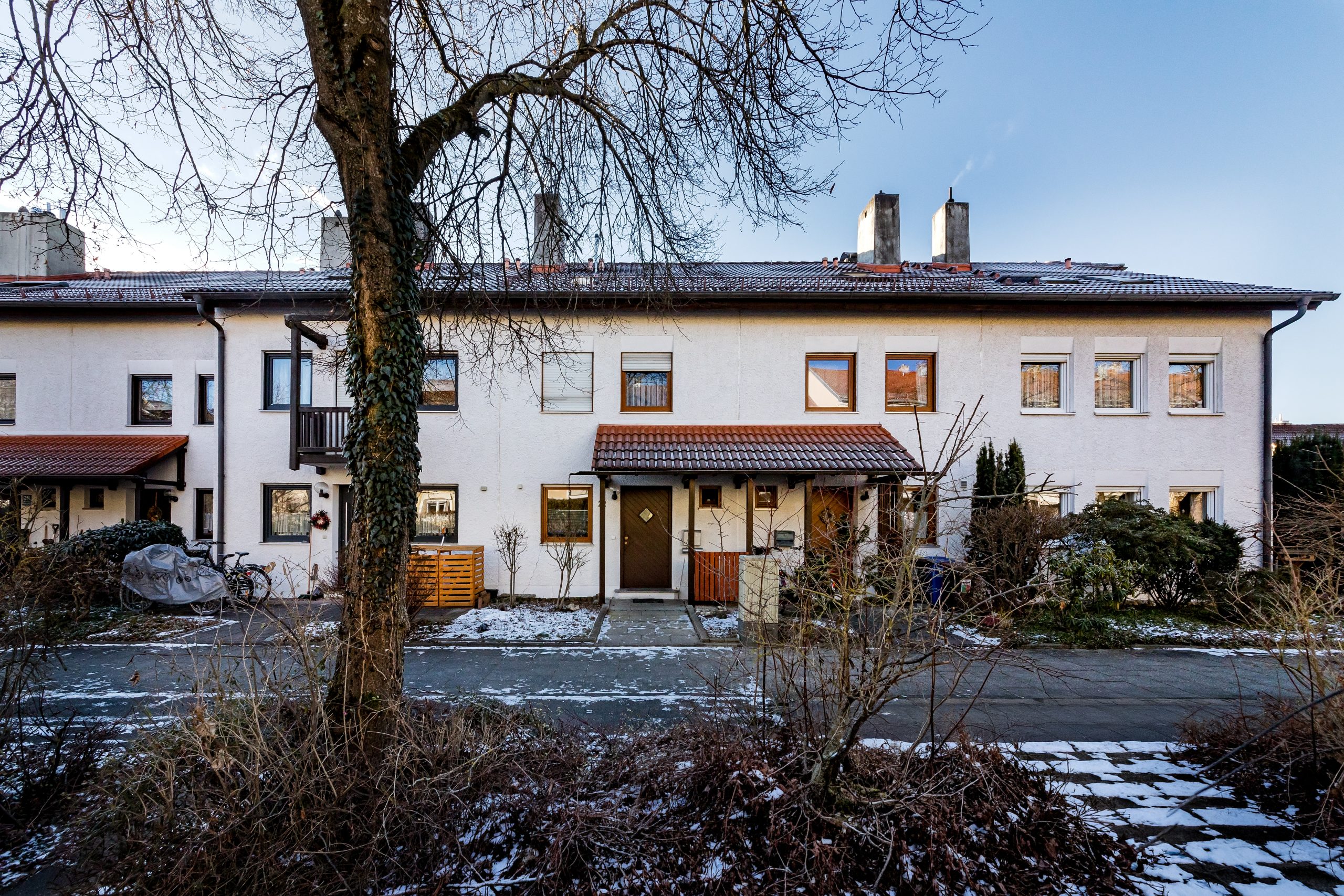 Wandl.Immobilien Matthias Wandl Immobilienmakler München zum Verkauf Modernes Reihenmittelhaus mit Garten in Unterschleißheim