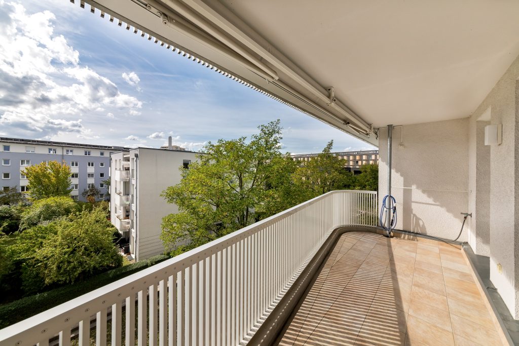 Wandl.Immobilien Matthias Wandl Immobilienmakler München Zum Verkauf: bezugsfreie 3-Zimmer-Wohnung mit Loggia in München-Großhadern